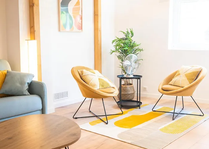 Le Perche アパート